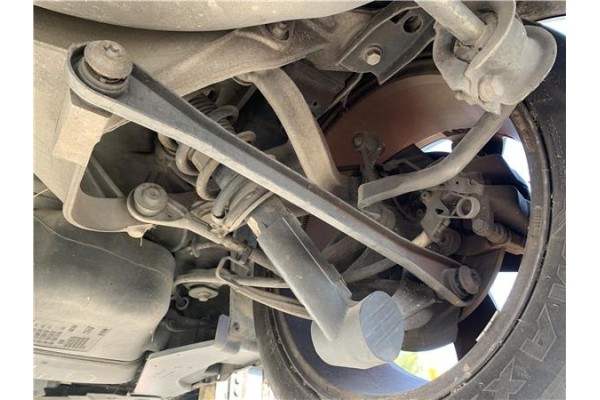 Recambio de mangueta trasero derecha para peugeot 407 coupé 2.0 hdi referencia OEM IAM 517632  