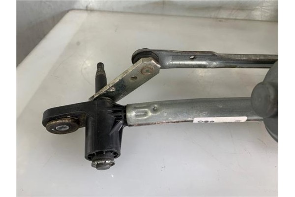 Recambio de motor limpiaparabrisas delantero para opel combo d 1.3 selection l2h1 referencia OEM IAM 039024156412V058  