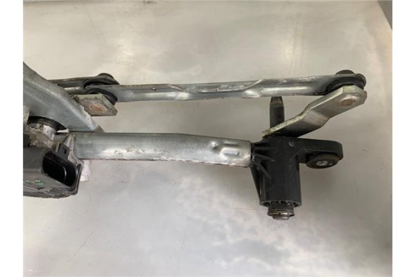 Recambio de motor limpiaparabrisas delantero para opel combo d 1.3 selection l2h1 referencia OEM IAM 039024156412V058  