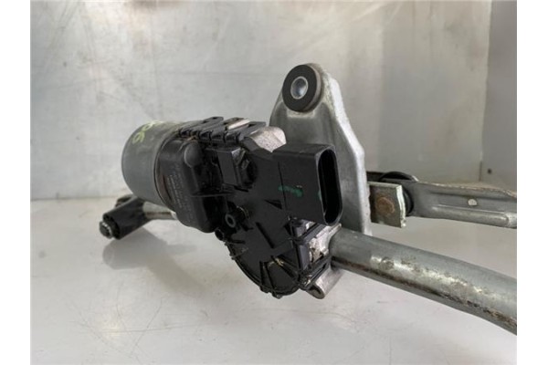 Recambio de motor limpiaparabrisas delantero para opel combo d 1.3 selection l2h1 referencia OEM IAM 039024156412V058  