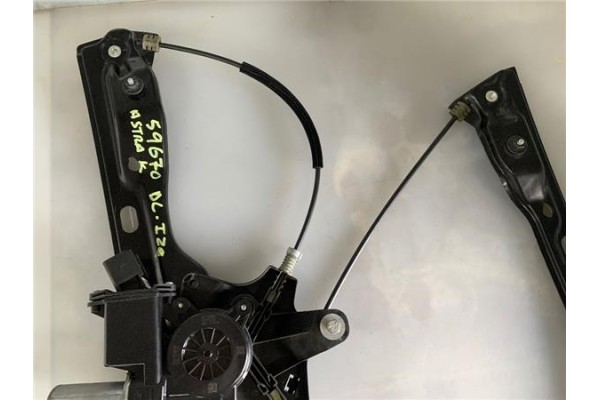 Recambio de mecanismo elevalunas delantero izquierdo para opel astra k berlina 5p 1.6 dynamic referencia OEM IAM C46106100 C3940