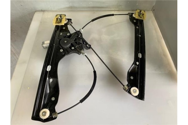 Recambio de mecanismo elevalunas delantero izquierdo para opel astra k berlina 5p 1.6 dynamic referencia OEM IAM C46106100 C3940