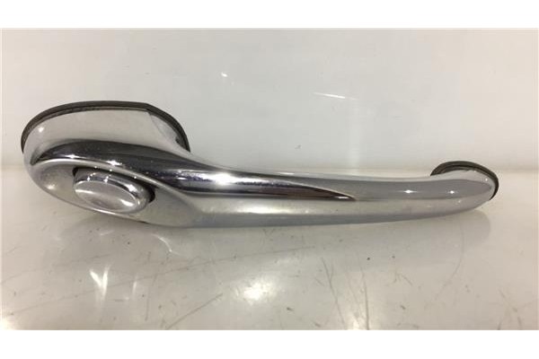 Recambio de maneta exterior delantero derecha para chrysler pt cruiser 1.6 referencia OEM IAM 4724912AC  