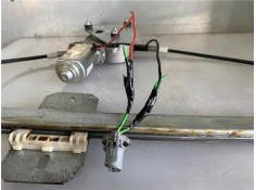 Recambio de mecanismo elevalunas delantero izquierdo para iveco daily camión/volquete 2.8 35 - c 13 caja abierta referencia OEM 