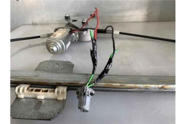 Recambio de mecanismo elevalunas delantero izquierdo para iveco daily camión/volquete 2.8 35 - c 13 caja abierta referencia OEM 