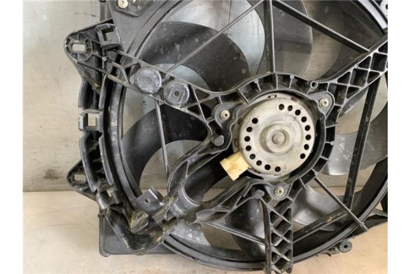 Recambio de electroventilador para opel combo d 1.3 selection l2h1 referencia OEM IAM 8E4241000  