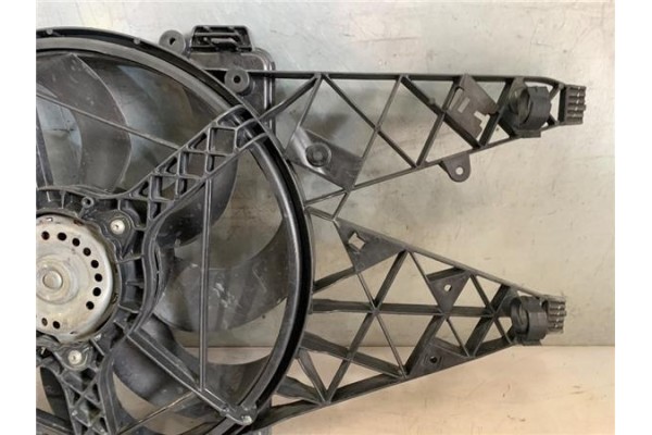 Recambio de electroventilador para opel combo d 1.3 selection l2h1 referencia OEM IAM 8E4241000  