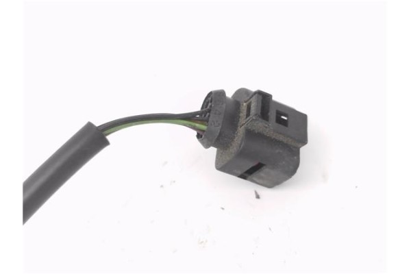 Recambio de retrovisor electrico izquierdo para seat leon (1p1) 1.6 tdi referencia OEM IAM E9024456  