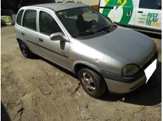opel corsa b del año 2000