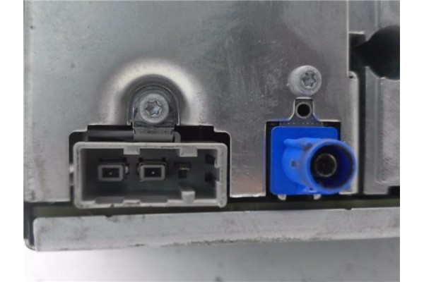 Recambio de autoradio para nissan note (e11e) 1.5 dci referencia OEM IAM 25915BH10A  