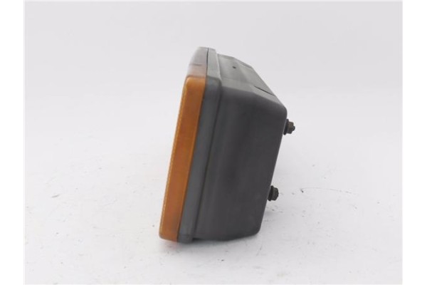 Recambio de piloto trasero derecho para iveco daily camión/volquete 2.8 35 - c 13 caja abierta referencia OEM IAM 0352095D 03520