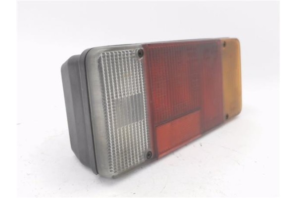 Recambio de piloto trasero derecho para iveco daily camión/volquete 2.8 35 - c 13 caja abierta referencia OEM IAM 0352095D 03520