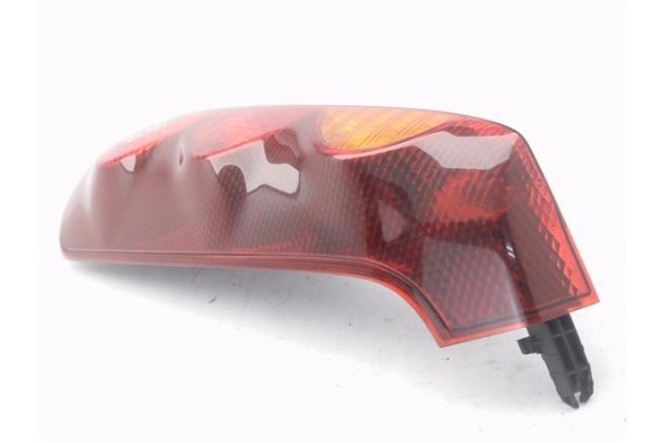 Recambio de piloto trasero derecho para nissan note (e11e) 1.5 dci referencia OEM IAM 22016752  