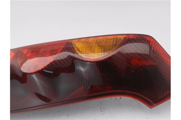 Recambio de piloto trasero derecho para nissan note (e11e) 1.5 dci referencia OEM IAM 22016752  