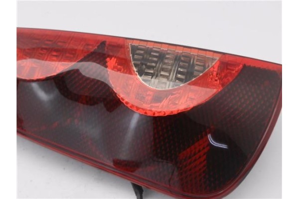 Recambio de piloto trasero izquierdo para nissan note (e11e) 1.5 dci referencia OEM IAM 22016752  