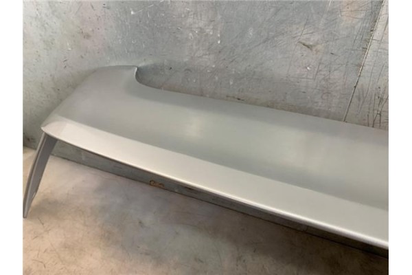 Recambio de aleron trasero para nissan almera ii hatchback (n16) 1.5 referencia OEM IAM 96030BM410  