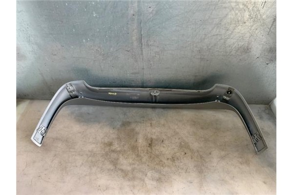 Recambio de aleron trasero para nissan almera ii hatchback (n16) 1.5 referencia OEM IAM 96030BM410  