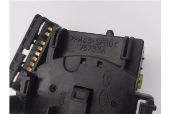Recambio de mando limpiaparabrisas para kia picanto (sa) 1.1 active referencia OEM IAM 75733A  