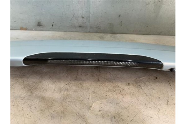 Recambio de aleron trasero para renault clio ii fase ii (b/cb0) 1.5 confort dynamique referencia OEM IAM 7700427352  