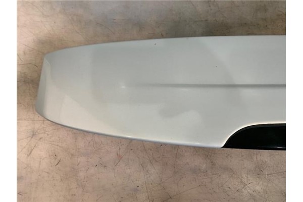 Recambio de aleron trasero para renault clio ii fase ii (b/cb0) 1.5 confort dynamique referencia OEM IAM 7700427352  