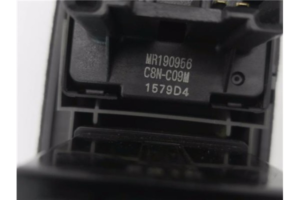 Recambio de mando retrovisor electrico para mitsubishi space wagon (n80/n90) 2.4 gdi referencia OEM IAM MR190956  