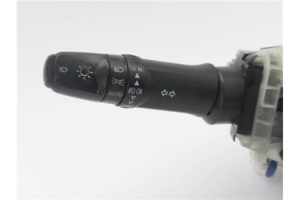 Recambio de mando intermitencia para mitsubishi lancer berlina/ familiar (cs0a/w) vii 2.0 di-d referencia OEM IAM 8600A197  