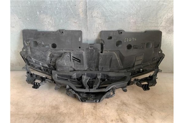 Recambio de rejilla capo para renault clio iv 1.5 business referencia OEM IAM 628101467R T0000123683 