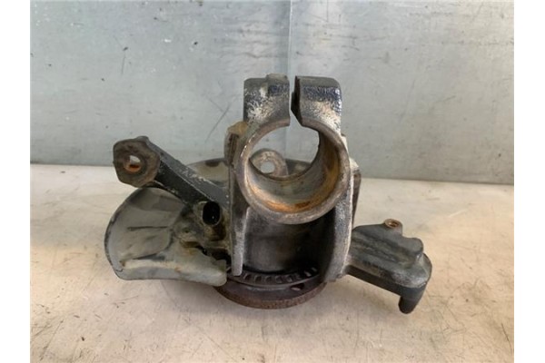 Recambio de mangueta delantero derecha para volkswagen golf iv berlina (1j1) 1.6 16v referencia OEM IAM 1J0407256N  