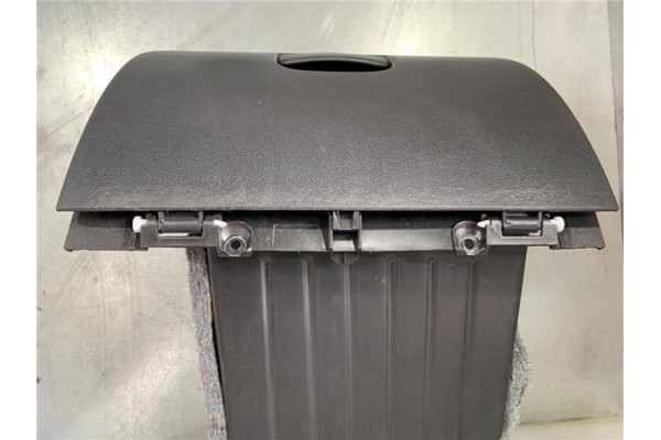 Recambio de guantera salpicadero para renault master iii combi 2.3 l2h2 3,5t referencia OEM IAM 6321S810  