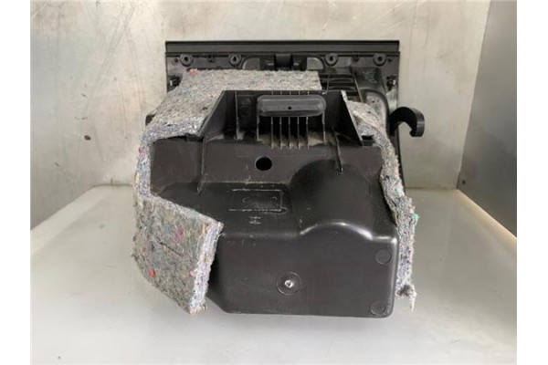 Recambio de guantera salpicadero para renault master iii combi 2.3 l2h2 3,5t referencia OEM IAM 6321S810  