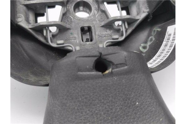 Recambio de volante para renault master iii combi 2.3 l2h2 3,5t referencia OEM IAM 34121932A  