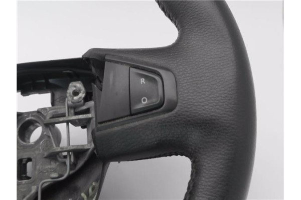 Recambio de volante para renault master iii combi 2.3 l2h2 3,5t referencia OEM IAM 34121932A  