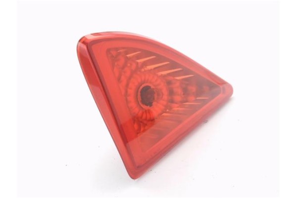 Recambio de luz central de freno para renault master iii combi 2.3 l2h2 3,5t referencia OEM IAM 265900021R  