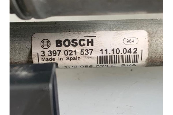 Recambio de motor limpiaparabrisas delantero para seat leon (1p1) 1.6 tdi referencia OEM IAM 1P0955119D 3397021537 