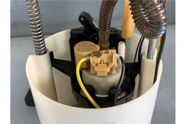 Recambio de bomba combustible para seat leon (1p1) 1.6 tdi referencia OEM IAM 1K0919050AB A2C53434508 