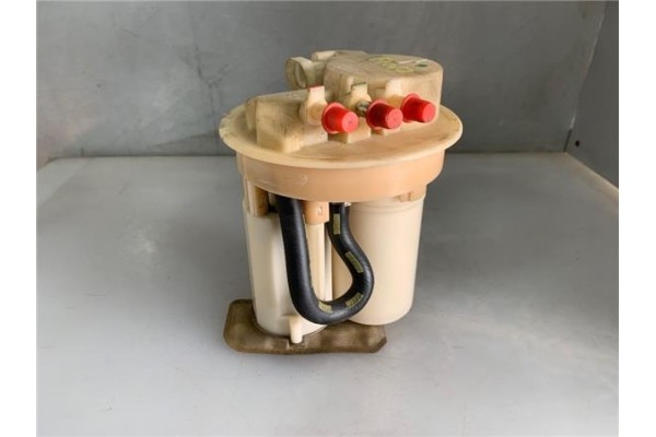 Recambio de bomba combustible para renault clio i fase i / ii (b/c57) 1.2 (b/c/s577) referencia OEM IAM 7700829316B  