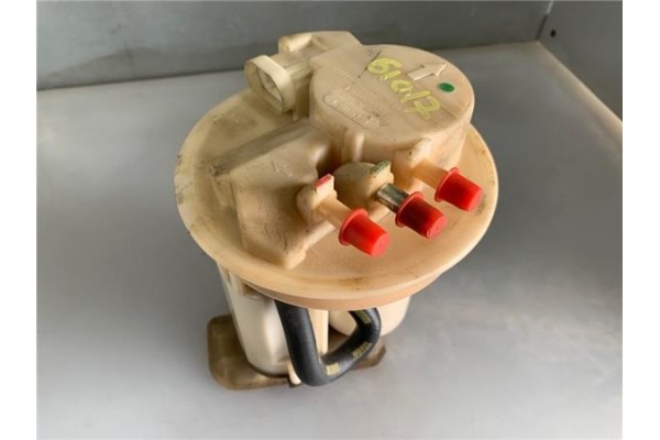 Recambio de bomba combustible para renault clio i fase i / ii (b/c57) 1.2 (b/c/s577) referencia OEM IAM 7700829316B  