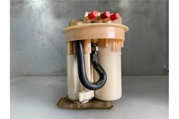 Recambio de bomba combustible para renault clio i fase i / ii (b/c57) 1.2 (b/c/s577) referencia OEM IAM 7700829316B  