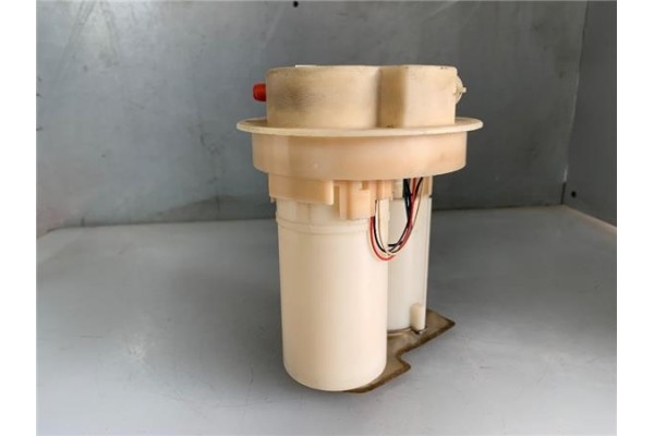 Recambio de bomba combustible para renault clio i fase i / ii (b/c57) 1.2 (b/c/s577) referencia OEM IAM 7700829316B  