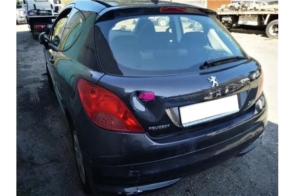 peugeot 207 del año 2006