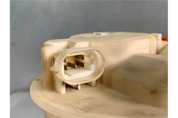 Recambio de bomba combustible para renault clio i fase i / ii (b/c57) 1.2 (b/c/s577) referencia OEM IAM 7700829316B  