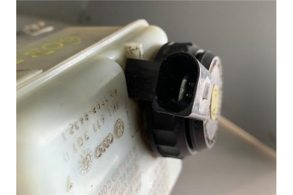 Recambio de bomba freno para seat leon (1p1) 1.6 tdi referencia OEM IAM 1K1611301D 3350886321 