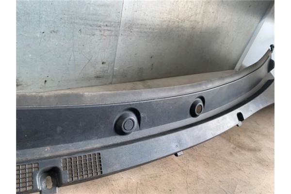 Recambio de torpedo para renault master iii combi 2.3 l2h2 3,5t referencia OEM IAM 668110010R 668110011R 