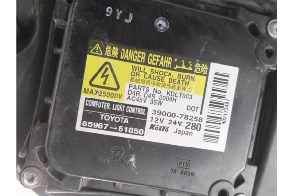 Recambio de faro xenon derecho para toyota avensis cross sport (t27) 2.2 premium referencia OEM IAM 8112605310 3900078258 