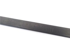 Recambio de brazo limpiaparabrisas delantero derecho para opel combo furgón/ranchera familiar 1.7 di 16v referencia OEM IAM 0922