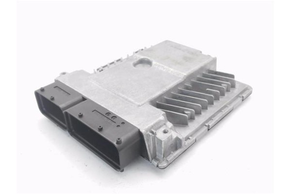 Recambio de centralita para audi a4 berlina (8e) 2.0 tdi (dpf) (125kw) referencia OEM IAM 03G906018AQ 5WP45549AF 