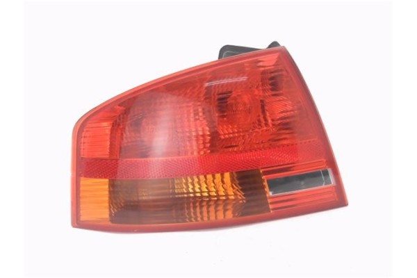 Recambio de piloto trasero izquierdo para audi a4 berlina (8e) 2.0 tdi (dpf) (125kw) referencia OEM IAM 8E5945095  