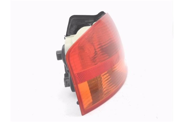 Recambio de piloto trasero izquierdo para audi a4 berlina (8e) 2.0 tdi (dpf) (125kw) referencia OEM IAM 8E5945095  