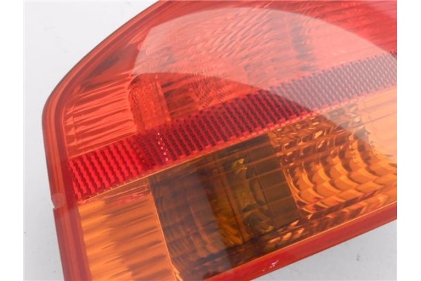 Recambio de piloto trasero izquierdo para audi a4 berlina (8e) 2.0 tdi (dpf) (125kw) referencia OEM IAM 8E5945095  