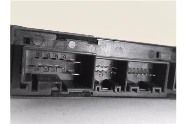 Recambio de motor elevalunas delantero derecho para audi a4 berlina (8e) 2.0 tdi (dpf) (125kw) referencia OEM IAM 8E1959802H 5WK